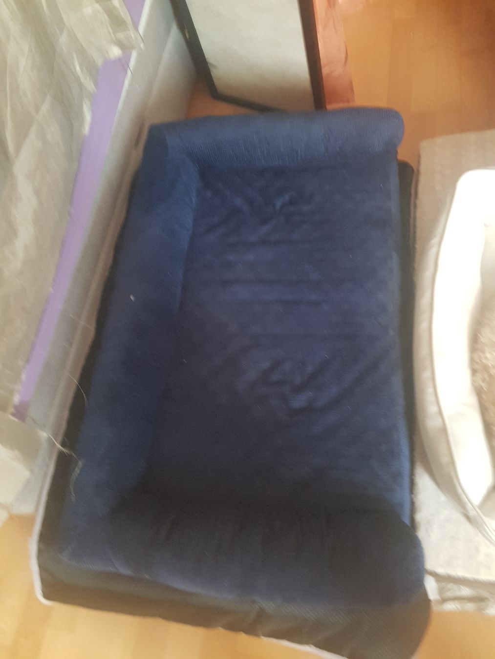Liege- & Schlafplätze: Hundebett – Gebraucht aus Zihlschlacht von Sun25