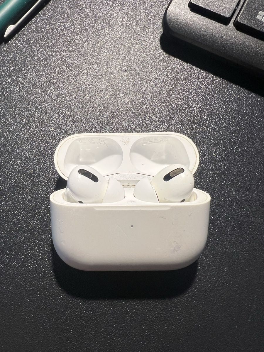 Apple Cuffie: Airpods Pro 1 – Usato da Uster venduto da mos_8klm