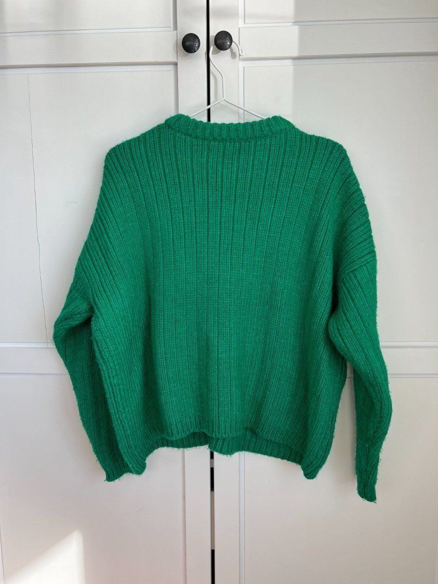 Pullover & Sweatshirts: grüner Mango Strickpullover, Size M – Gebraucht aus Muri b. Bern von SigridW 1