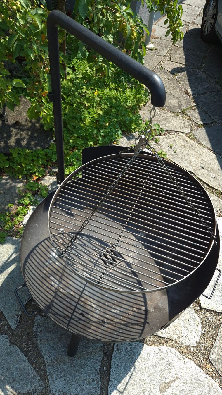 Cheminée d'extérieur: Feuerschale mit Grill – D'occasion à Weinfelden par chris_86 1