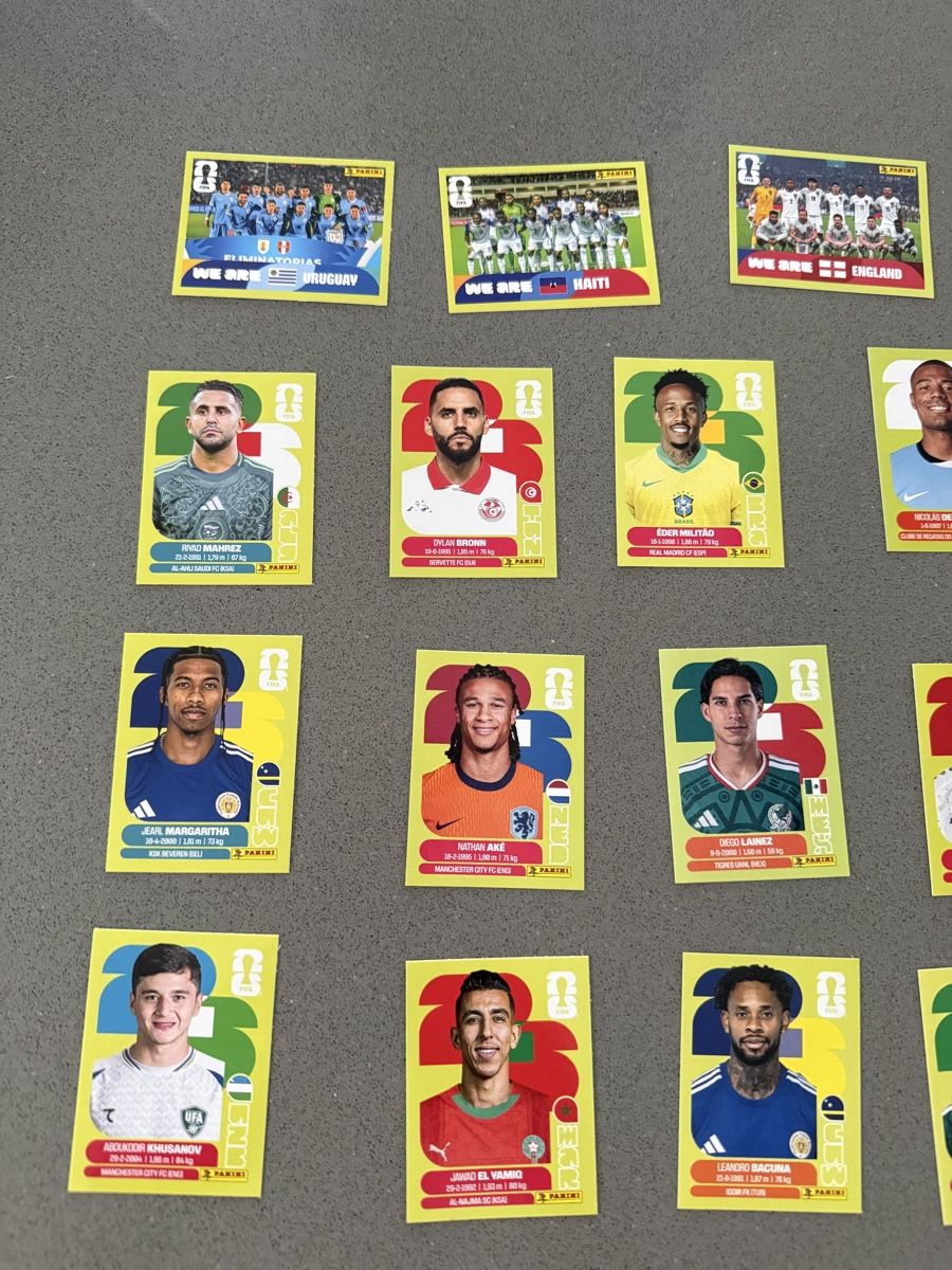 Panini Carte collezionabili: 18 Panini Sticker  – Nuovo (secondo la descrizione) da Wallisellen venduto da MoPo00 1