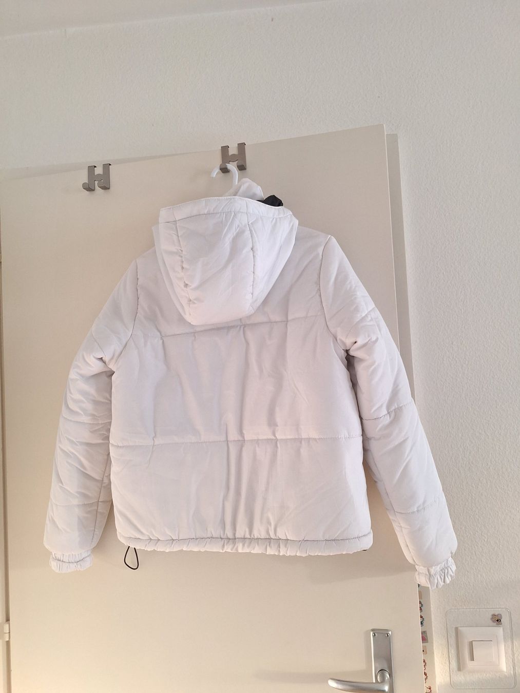 Giacche: Weisse Winterjacke ,Top Zustand ! – Usato da Worb venduto da nfsolutions 1