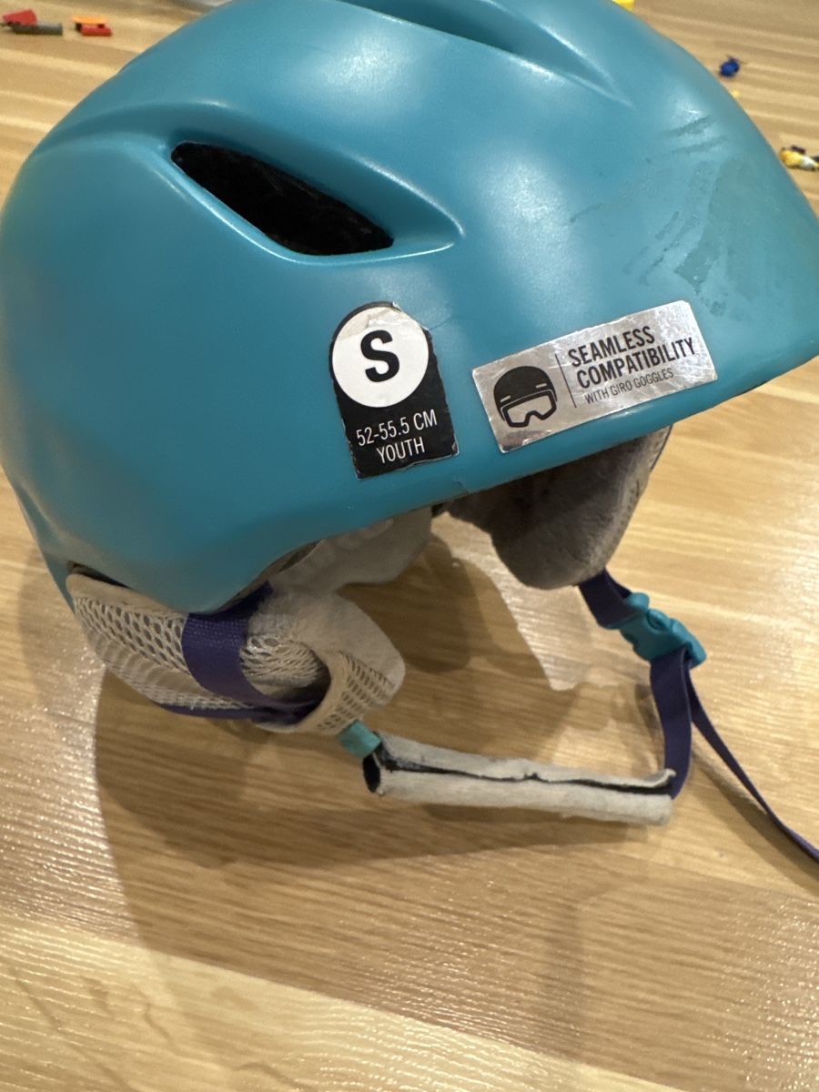 Giro Caschi: Giro Skihelm Gr: Small 52-55.5cm – Usato da Samstagern venduto da Dufman 1
