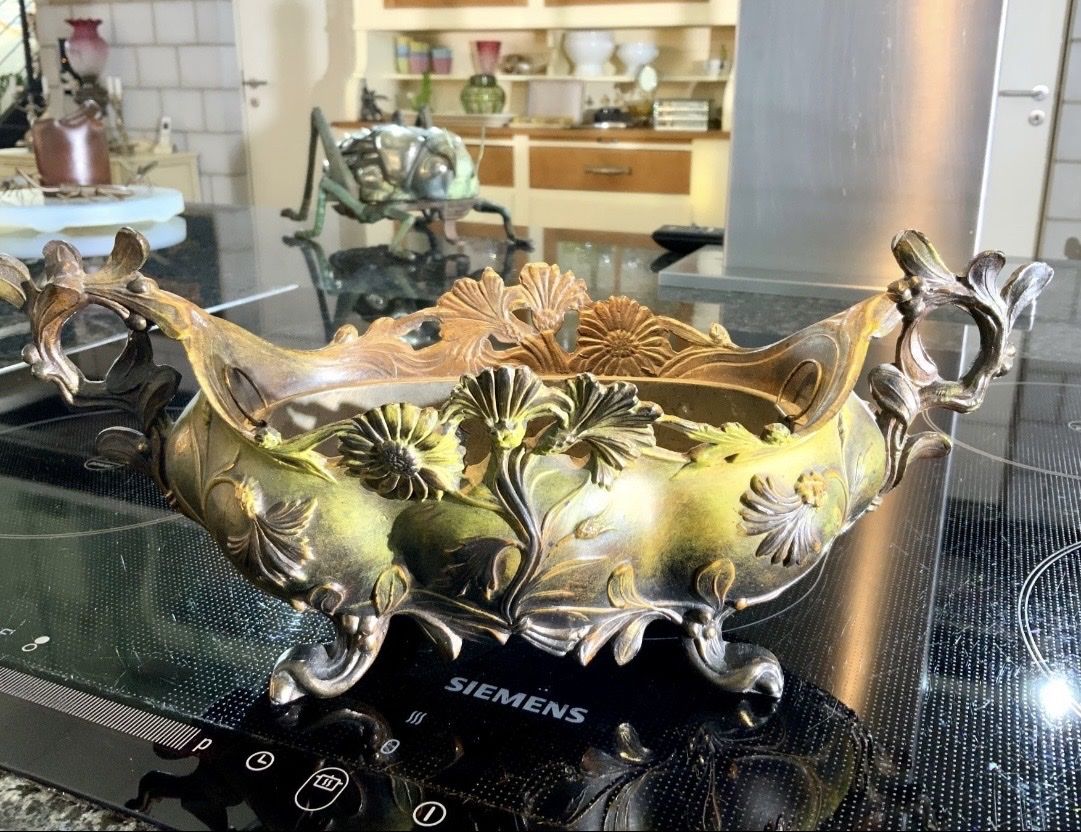 Toutes les décorations: Jardiniere 1900 aus Frankreich – D'occasion à Aarburg par losu
