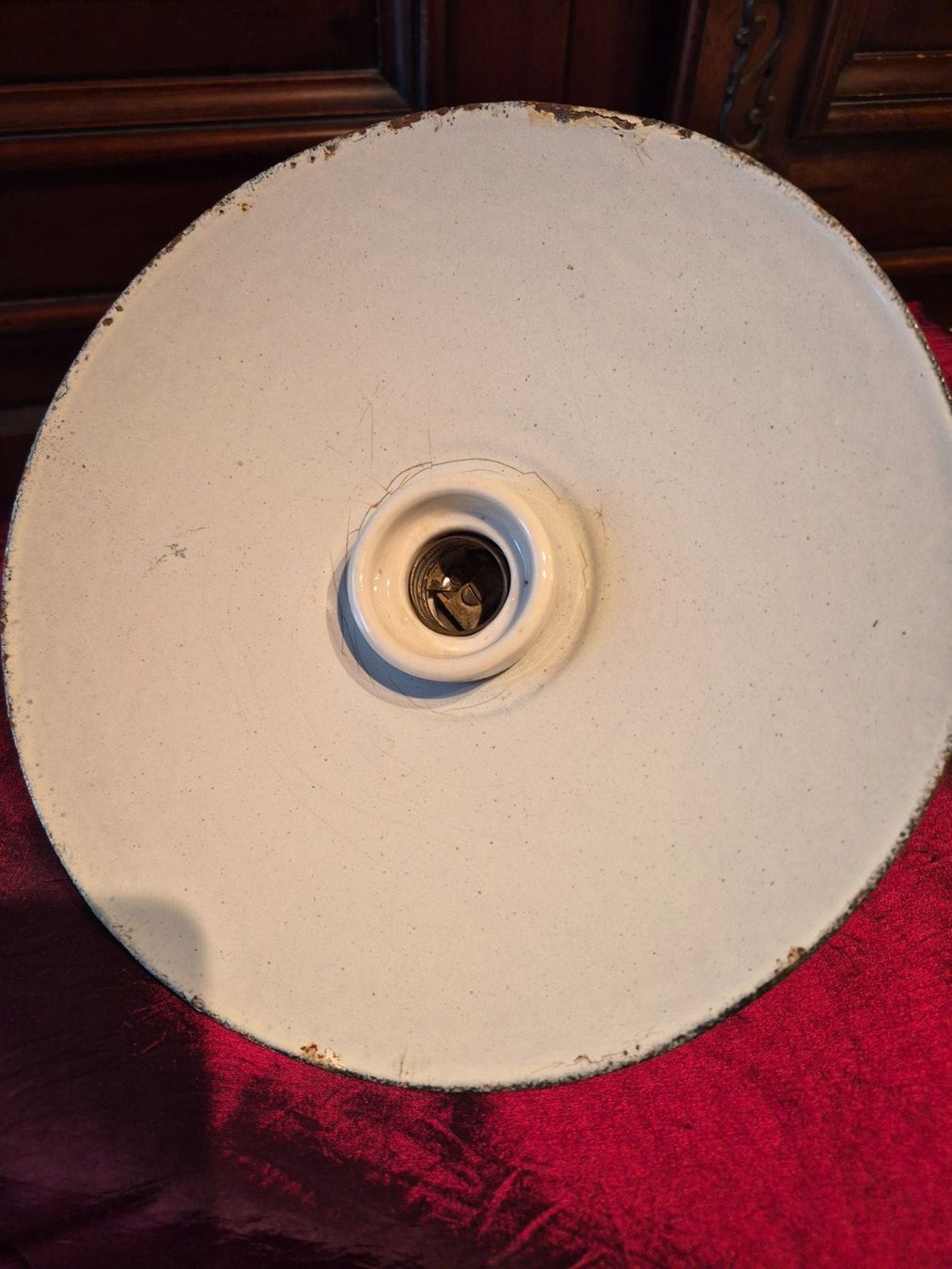 Lampade: Lampe ancienne en métal émaillé – Usato da charmoille venduto da mir_my9f 2