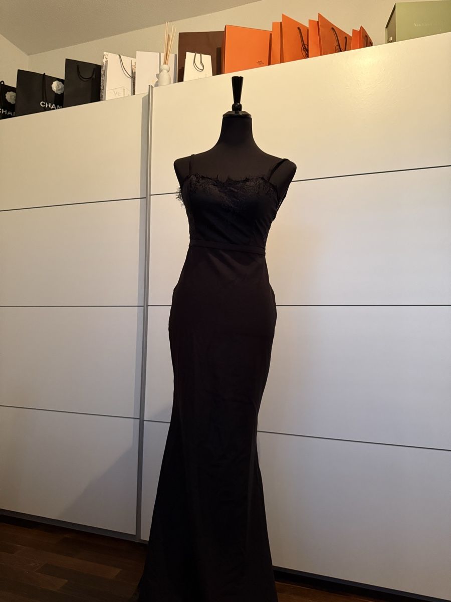 Kleider: Schwarzes Abendkleid in Gr. 36 – Neu (gemäss Beschreibung) aus Olten von ale_nb2x 2
