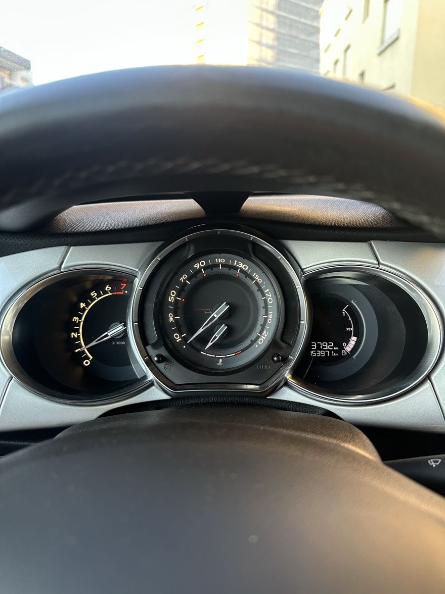 Citroën Autos: Citroën DS3 1.2 VTi – Gebraucht aus Lenzburg von lir_h6d9 3