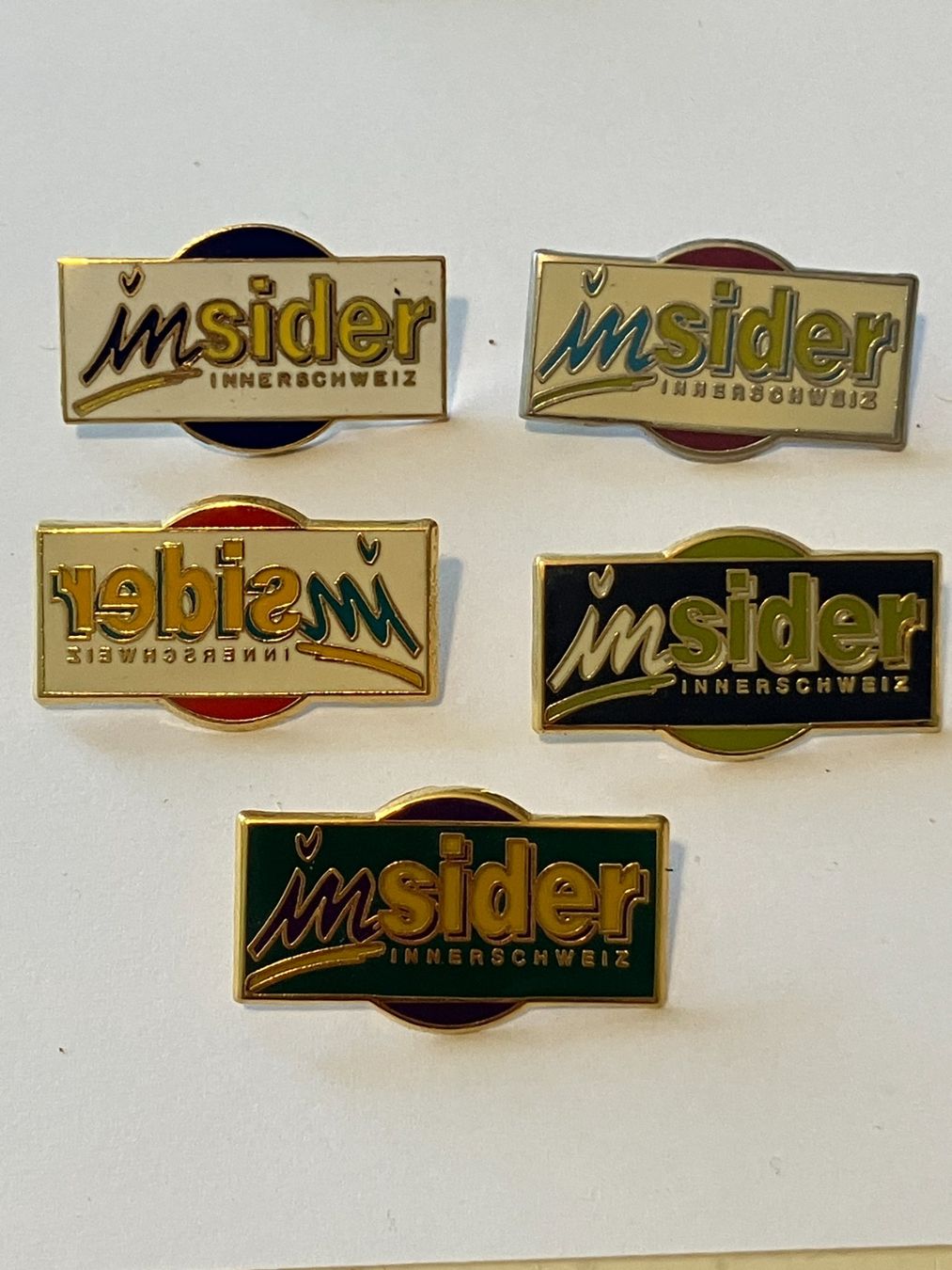 Placchette & Badge: 5 Pin Insider Innerschweiz – Usato da Basel venduto da djwwpp