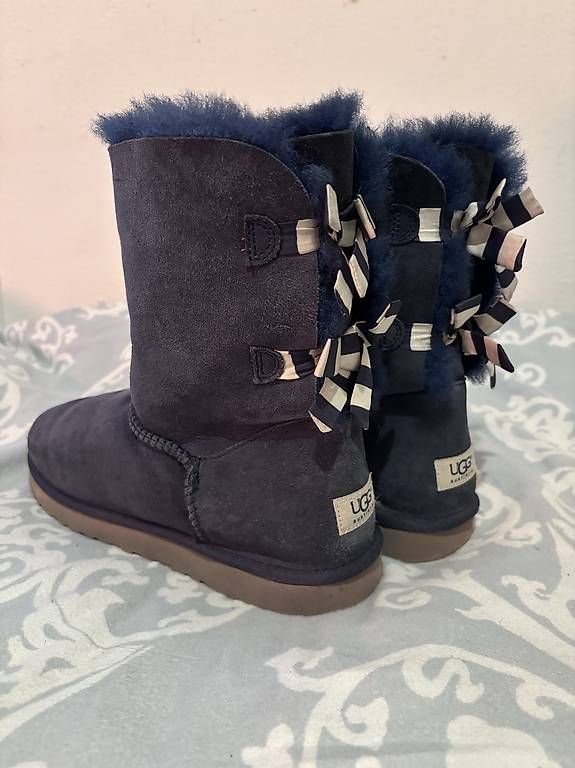 Damenschuhe: ugg – Gebraucht aus Le Lignon von jm__k2lf