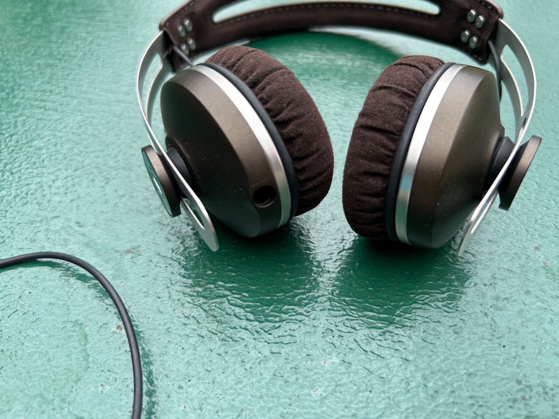 Sennheiser Cuffie: Sennheiser Momentum Kopfhörer mit Kabel – Usato da Olten venduto da arcata 1