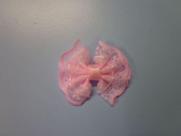 Assiettes: Noeud en dentelle + ruban 4cm ROSE – Neuf avec emballage d'origine à St-Imier par goodber