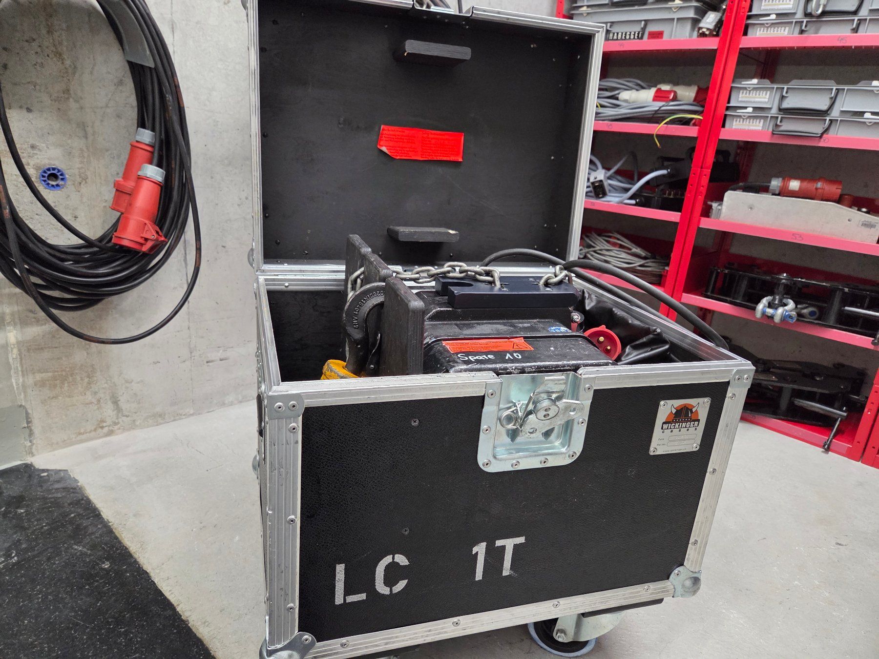 Motori: ChainMaster 1T D8 Motor, 18m inkl. Case (Nr.2) – Usato da Zürich venduto da Habegger_AG_HASTA 1