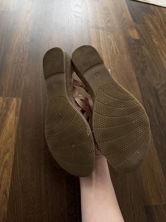 Scarpe da donna: Sandalen – Usato da Dietikon venduto da mic_l9hy 1