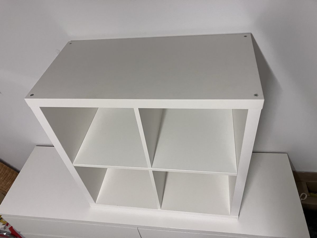 Scaffali: IKEA Kallax Regal weiss 4 Fächer – Usato da Dättwil AG venduto da Datura 2