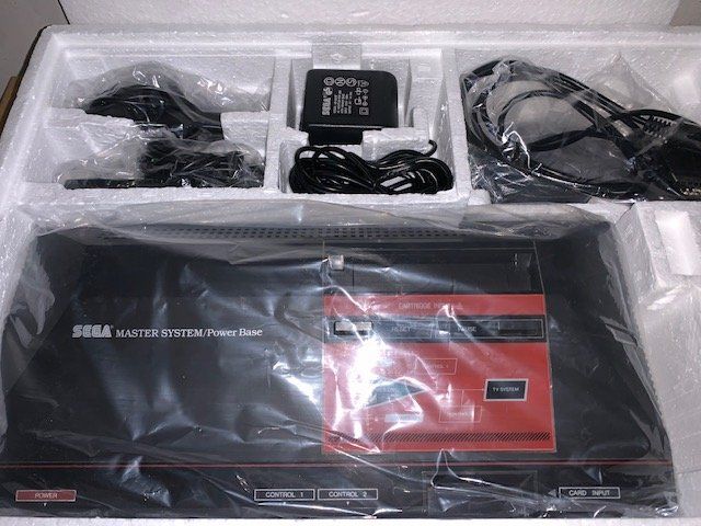 Sega Konsolen: Sega Master System boxed super Zustand. – Gebraucht aus Steinach von  1