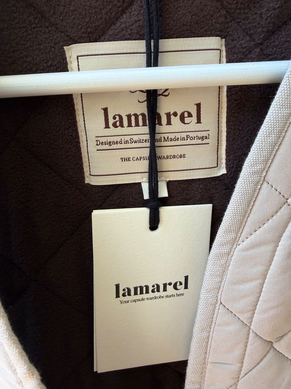 Gilet & Giacche: Lamarel Padded Vest - beige - Grösse ONE SIZE – Nuovo (secondo la descrizione) da Herisau venduto da Nimsajg 2