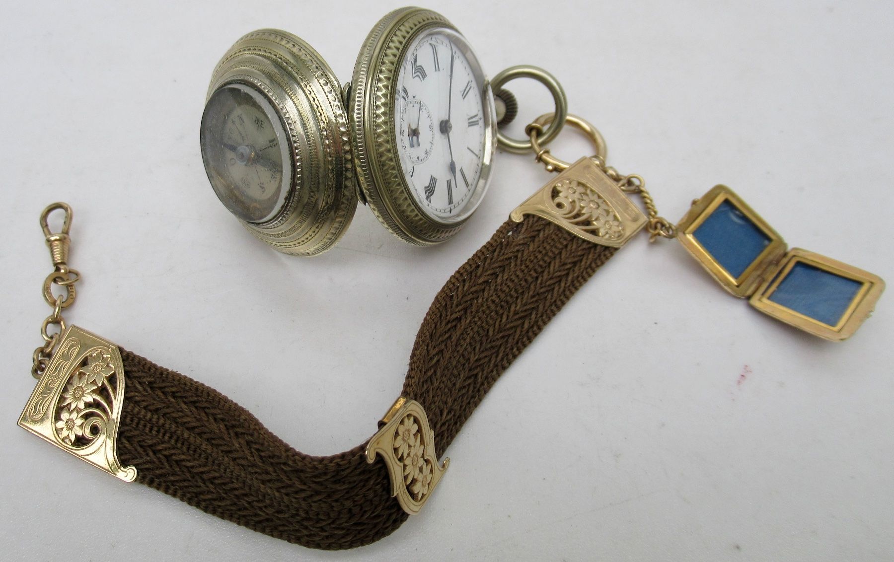 Orologi: Taschenuhr mit Kompass und Uhrenkette – Usato da Bern venduto da Colligentes 1