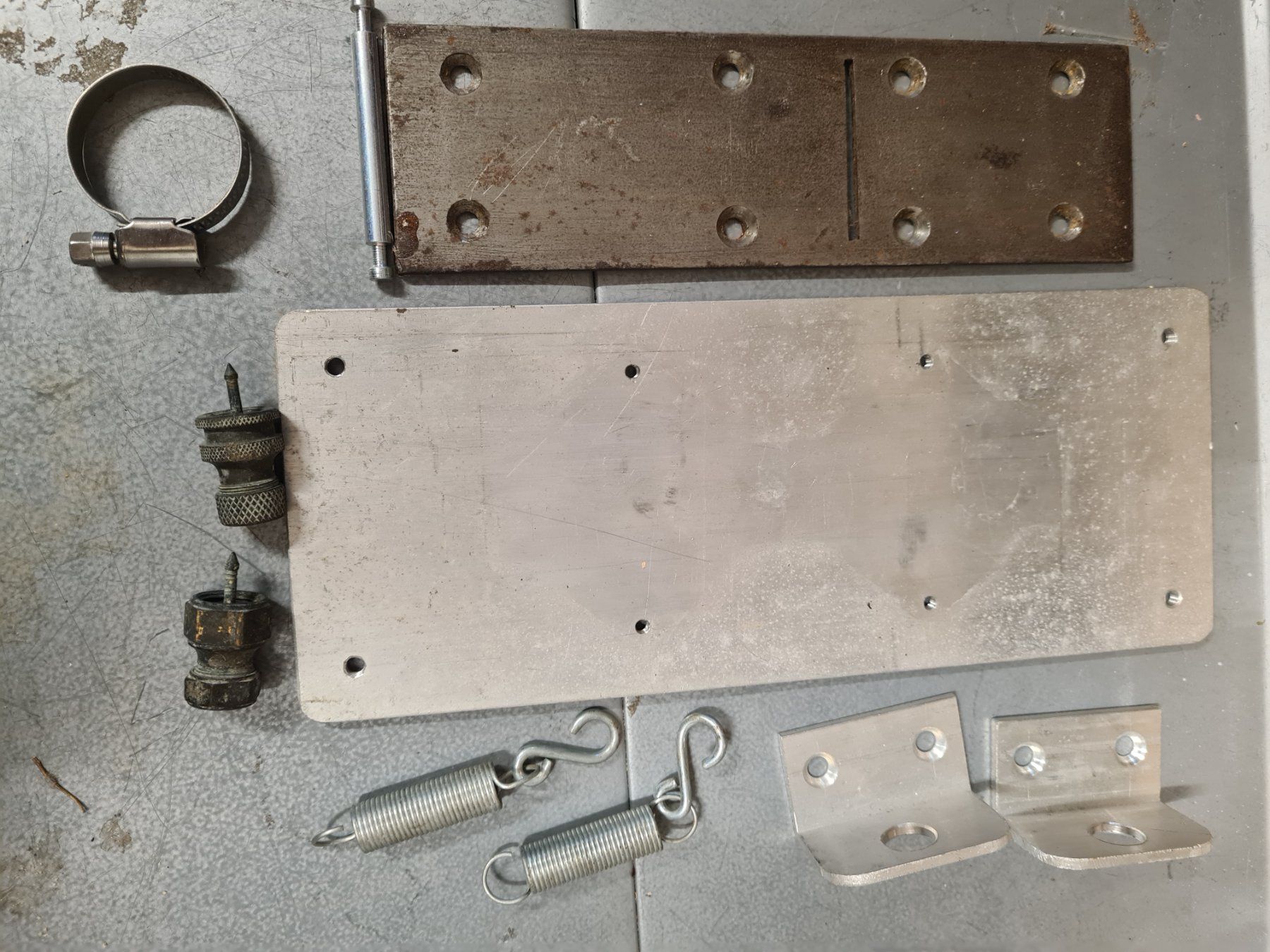 Ferramenta: Aus Hausräumung- alte Eisenware – Usato da Amriswil venduto da used2use