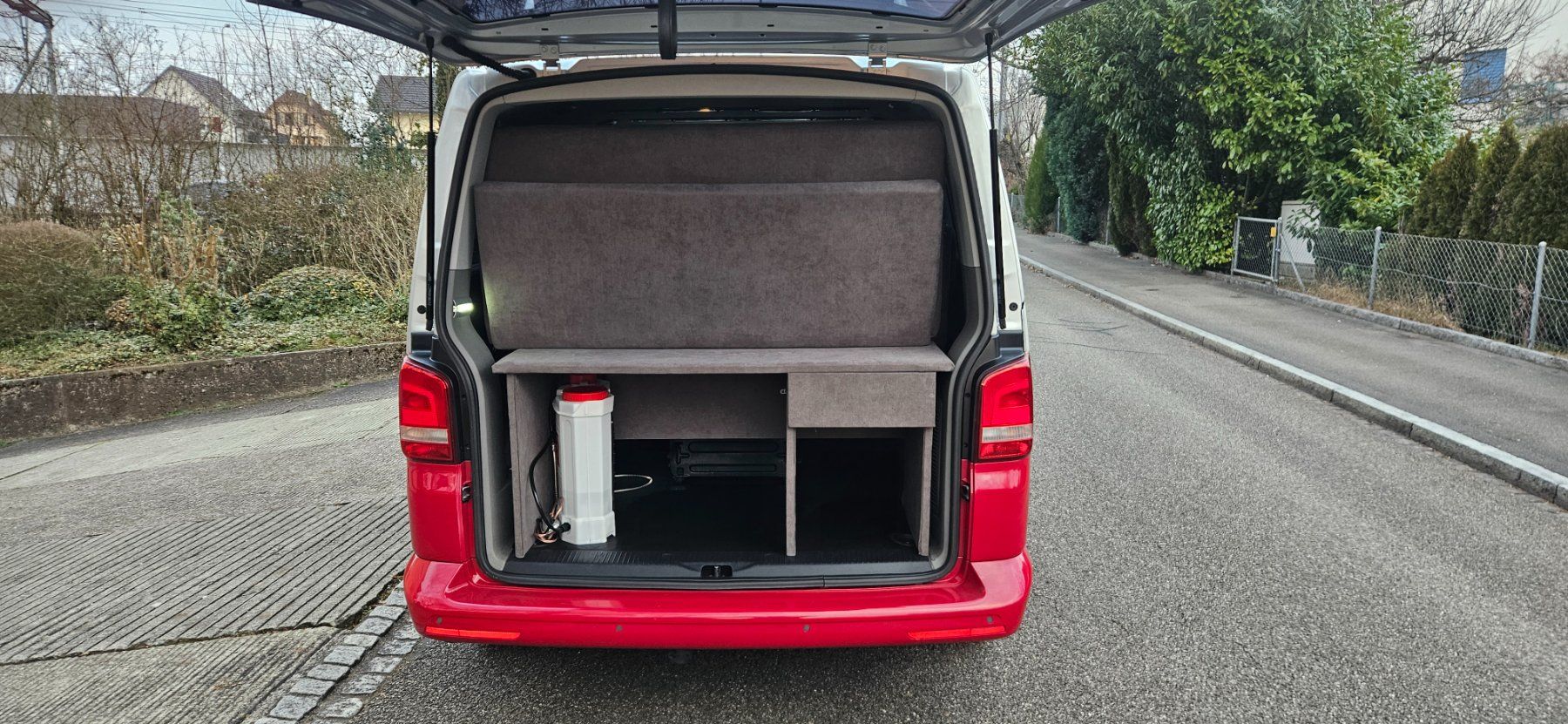 VW Véhicules de camping: VW T5 4MOTION CARAVELLE CAMPER – D'occasion à Dietlikon par svajc80 8