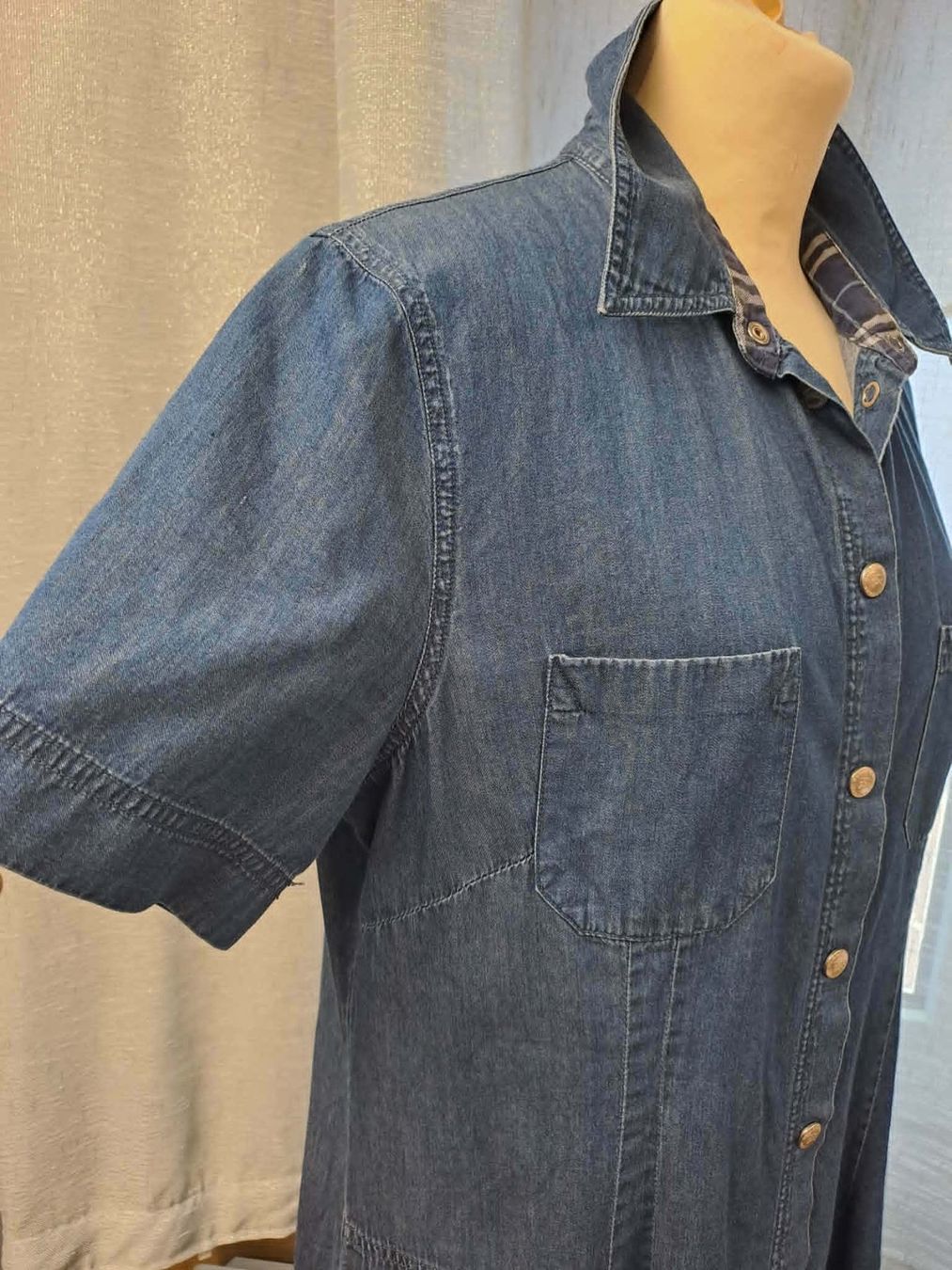 Vestiti: Robe Burberry – Usato da La Chaux-de-Fonds venduto da Emmaus2300CDF 1