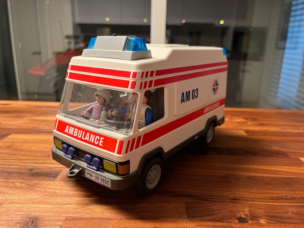 Playmobil Krankenauto Ambulance Kaufen auf Ricardo
