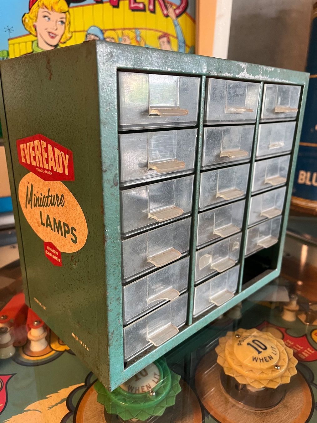 Insegne: ALTE BLECH VITRINE METALL ORIGINAL UM 1960 – Usato da Balterswil venduto da MR_FEELGOOD