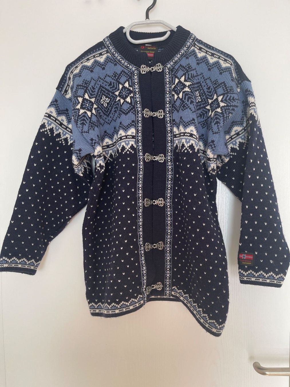 Produktbild von Herren Troyer-Pullover Mit Eingestrickten Rentiermotiv - Beige