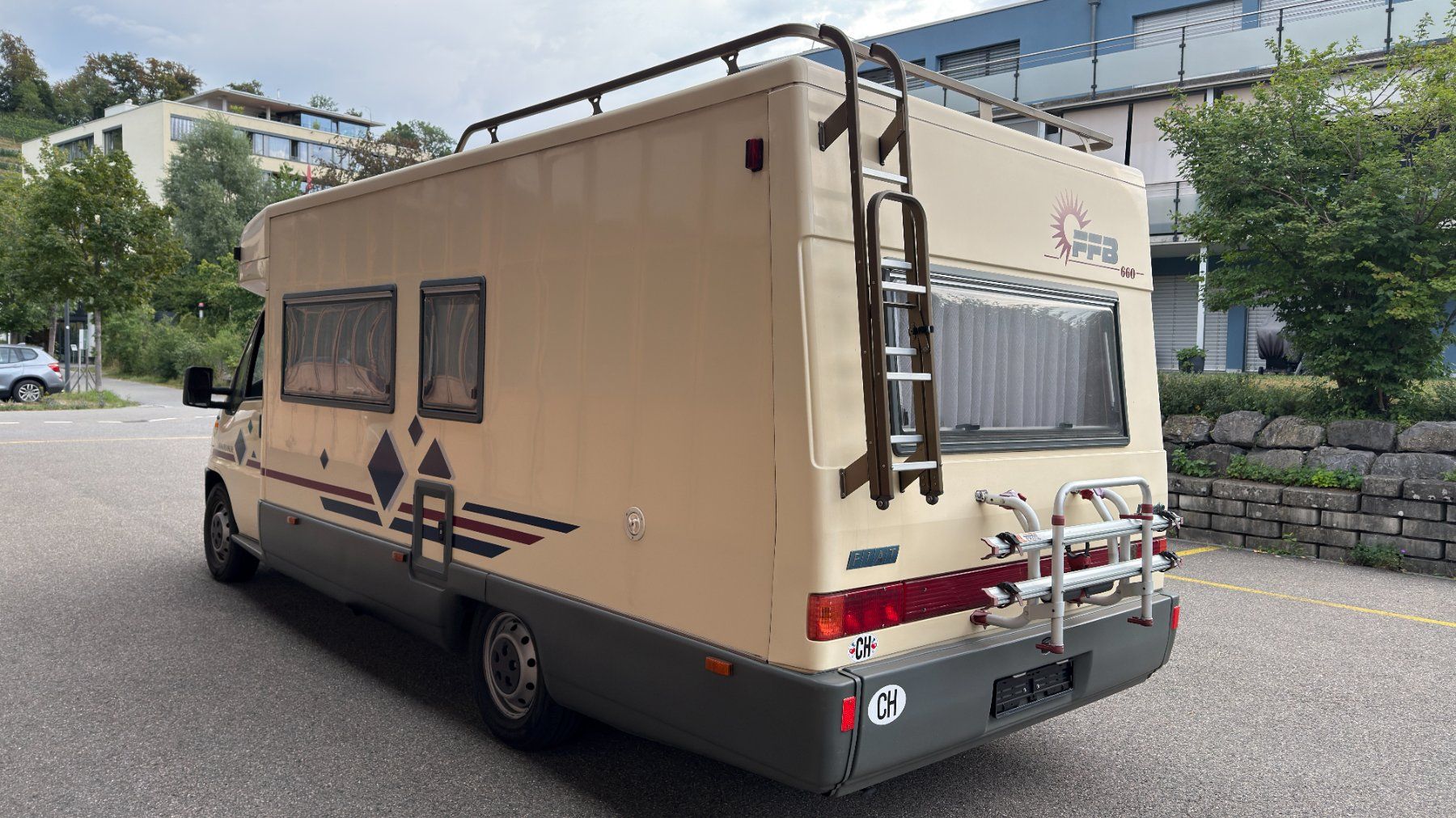 Ffb Veicoli da campeggio: FFB Wohnmobil Fiat Ducato 2,5TDI – Usato da Spiez venduto da Zeitgeist 2