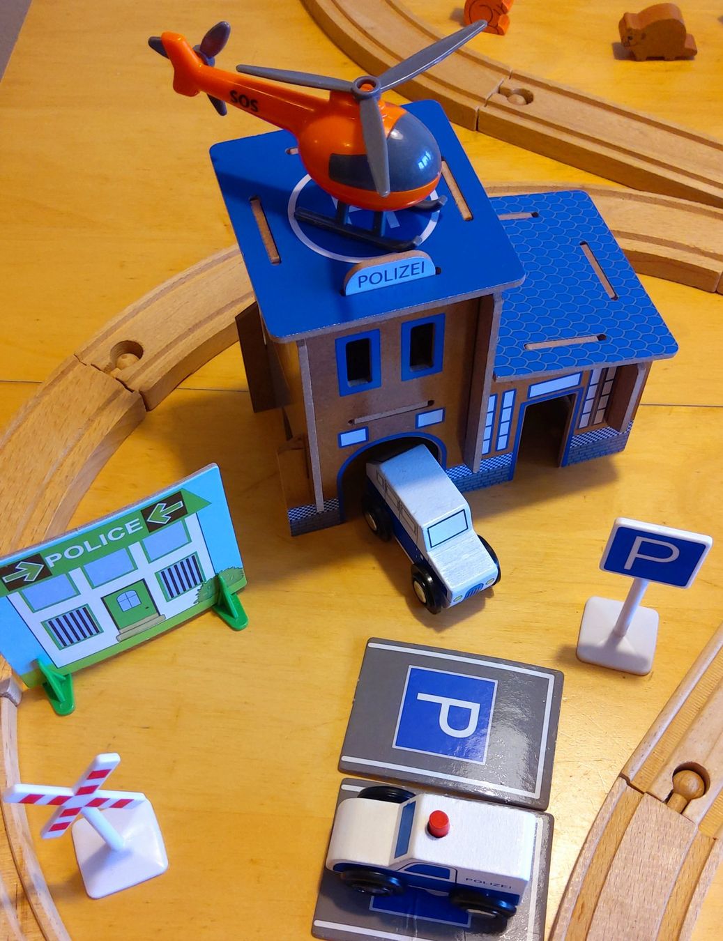 Spielzeuge: Holzeisenbahnset – Gebraucht aus Burgdorf von mbu_l7nm 2