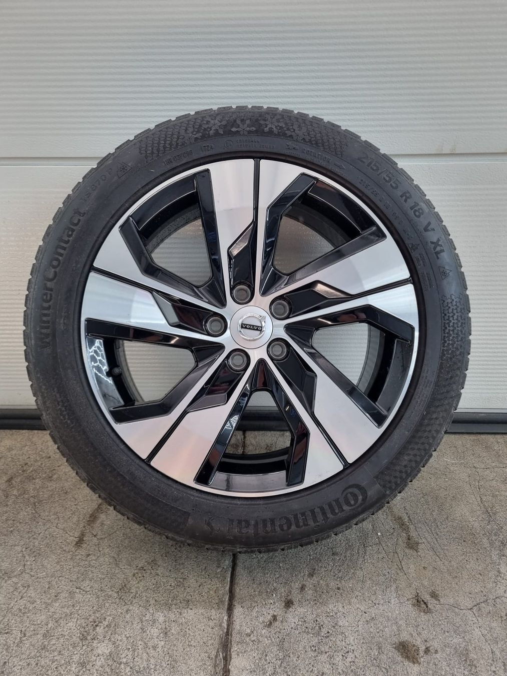 Pneumatici & Ruote complete: Volvo V60 CC Winterräder – Usato da Kirchdorf AG venduto da Cartastic_AG 2