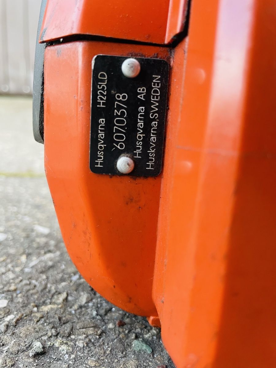 Husqvarna Tutti gli attrezzi: Rasentrimmer Husqvarna 225 LD – Usato da Würenlos venduto da Shop_Shop 5