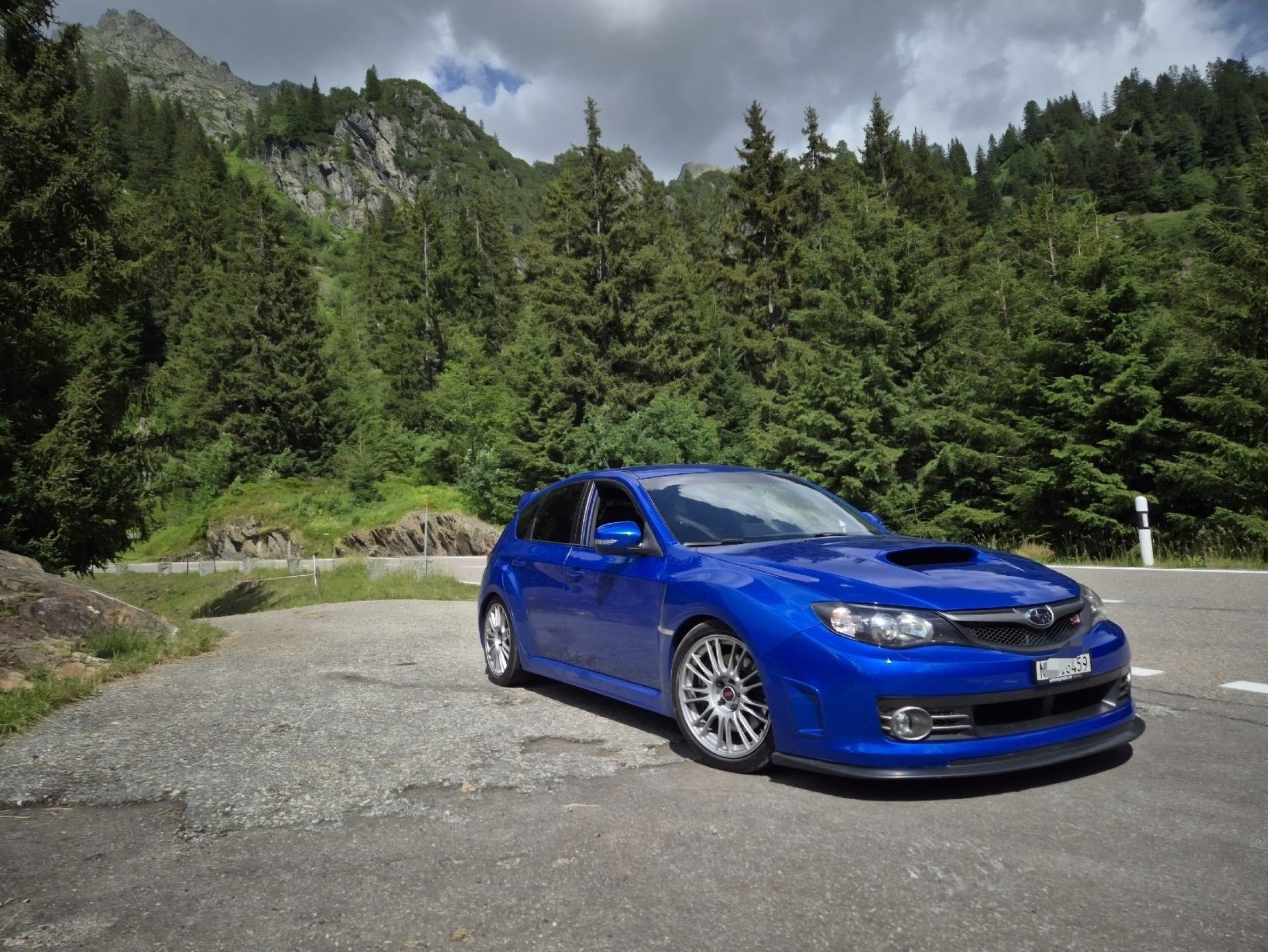 Subaru Tutti pezzi di ricambio auto: Frontspoilerlippe Subaru Impreza WRX STI  – Usato da Wolfenschiessen venduto da Kriss9