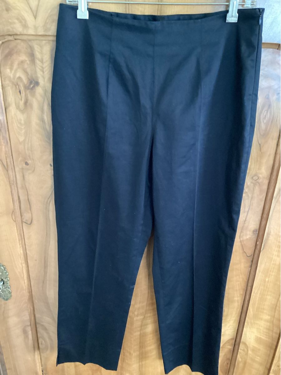 Pantaloni: Uta Raasch, Damenhose, Gr. 40 – Usato da Salenstein venduto da Esprit57