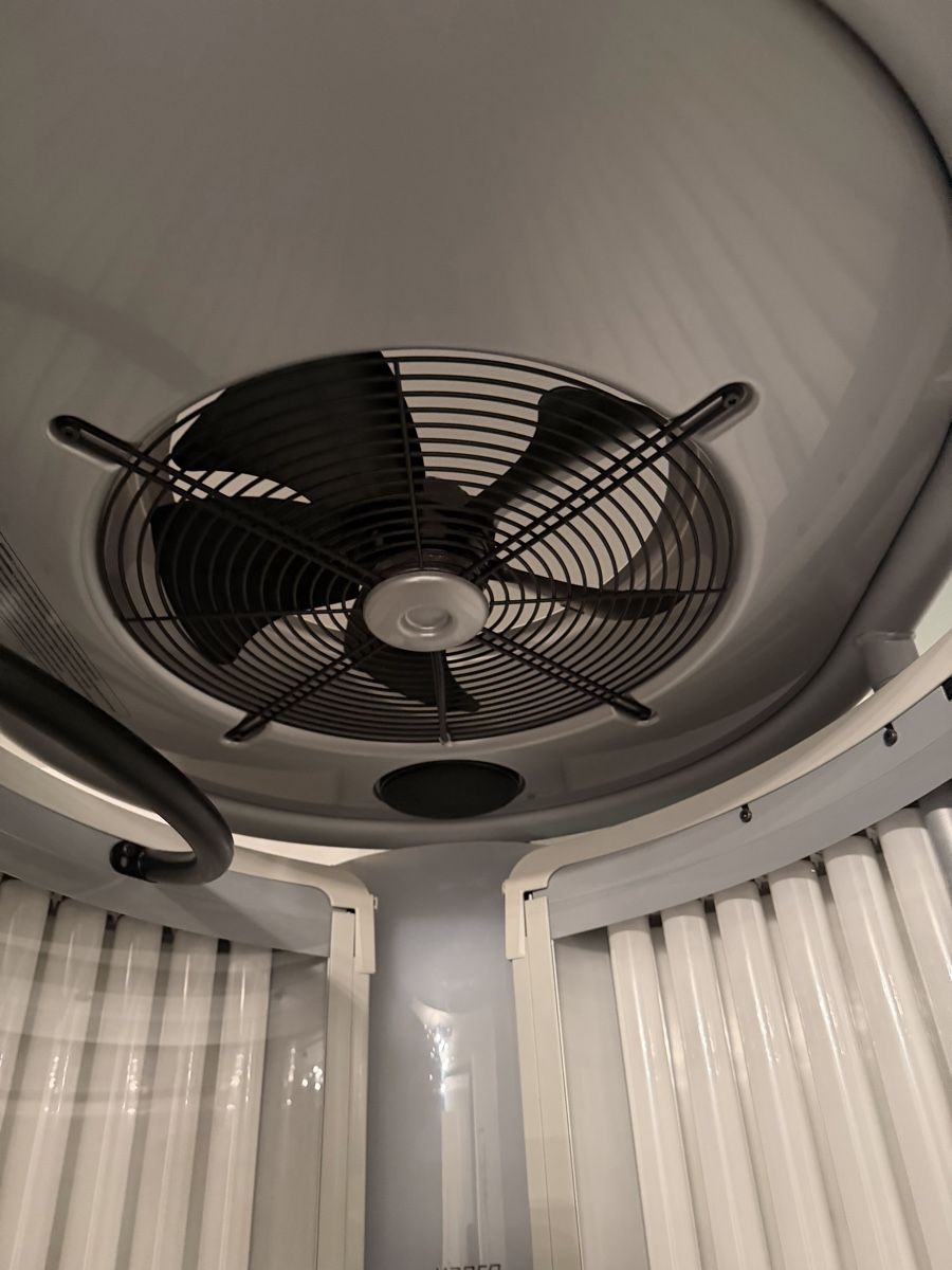 Solarium: Hapro Proline Solarium Sonnenndusche 28 V gebraucht – D'occasion à Oberengstringen par Achanel 3