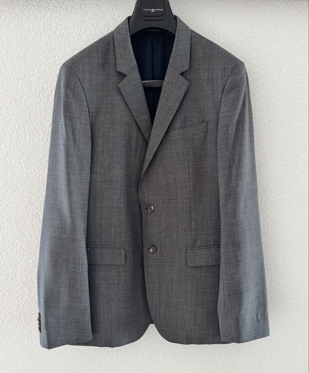 Completi: Tommy Hilfiger Anzug mit Hose Costume – Usato da Spiegel b. Bern venduto da Desisk44