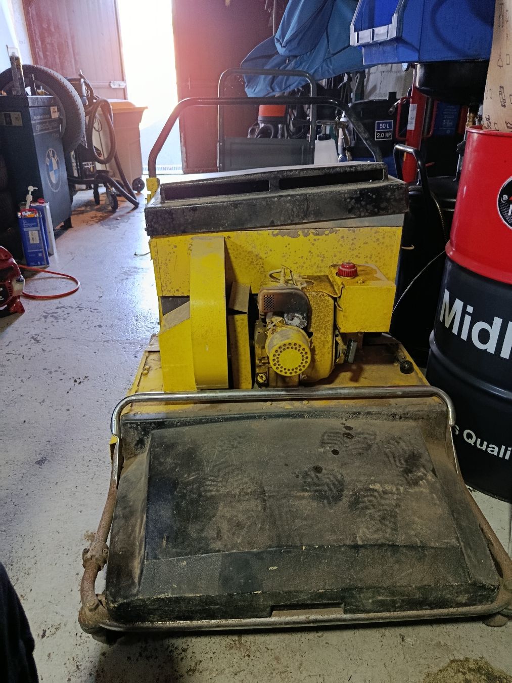 Toutes les machines: Putzmaschine – Défectueux à Dulliken par b_ce98