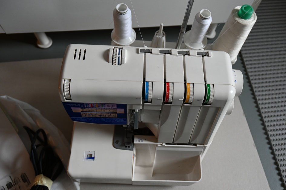 Elna Nähmaschinen: Surjeteuse Elna 664 Pro – Gebraucht aus Bulle von vtheiler 2