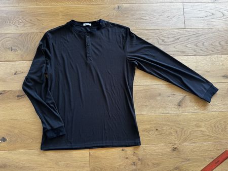Langarm Henley schwarz