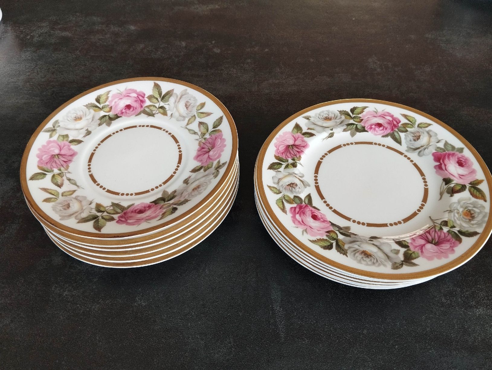 Set di piatti: Englisches Teeservice – Usato da Mörigen venduto da sigi2572 2