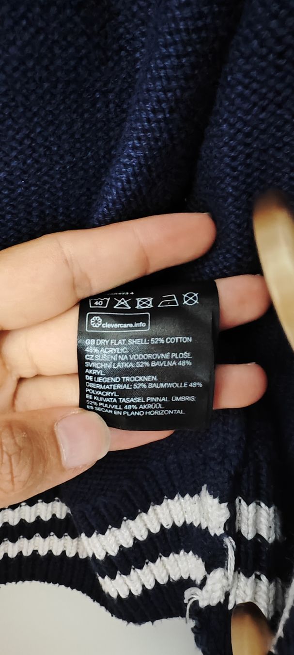 H&M Giacche: H&M Strickjacke College Stil, Gr. M, – Usato da Wädenswil venduto da macik 3