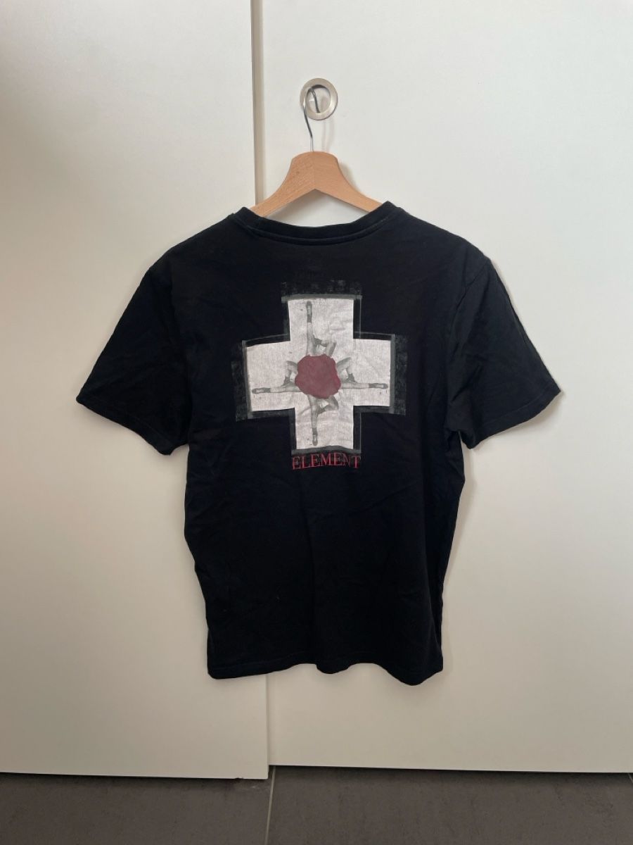 Element T-shirt: T-shirt Element noir – Usato da Cressier NE venduto da leiestla 2