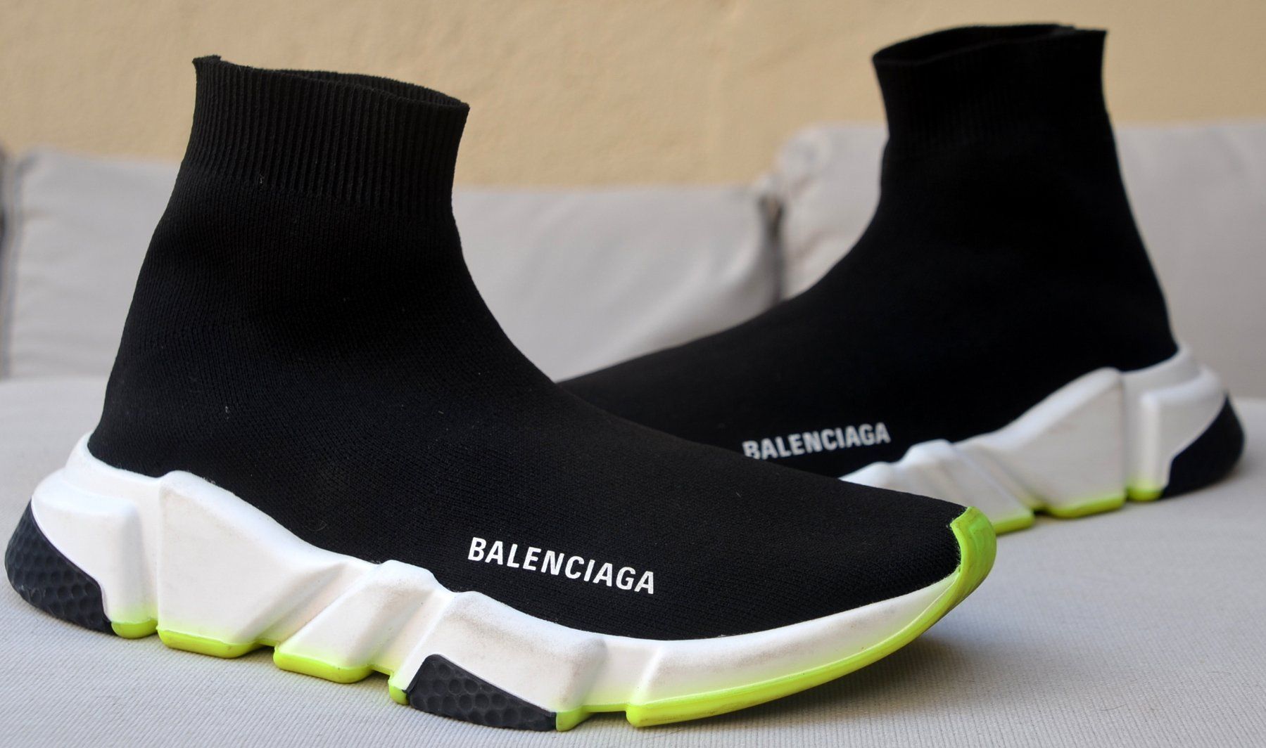Balenciaga Herrenschuhe: Balenciaga SpeedTrainer Sneakers .39 – Gebraucht aus Collonges von Auganien 3