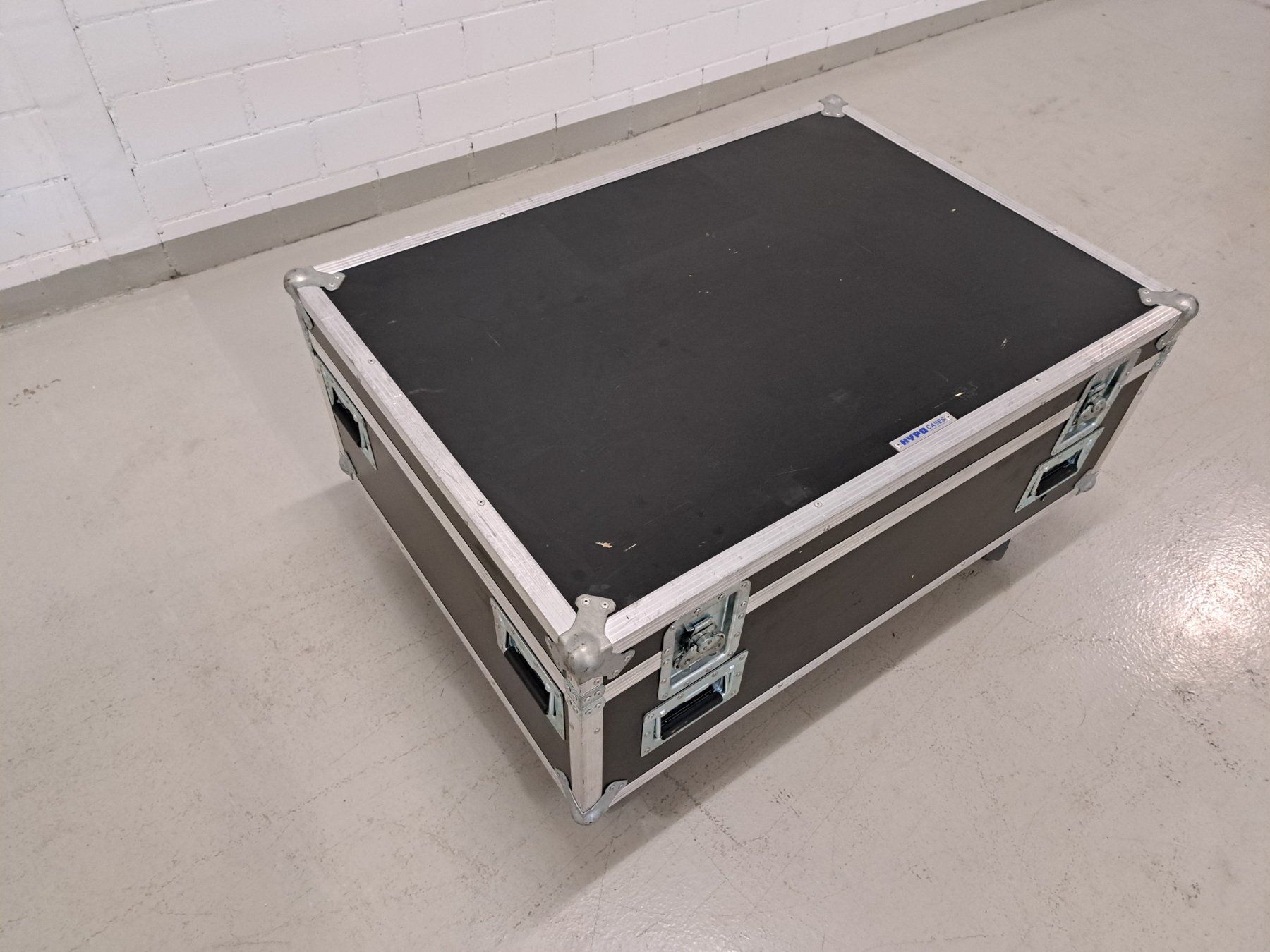Valigie: Flight Case leer, 110 x 80 x 55cm – Usato da Embrach venduto da lichttechnik 5