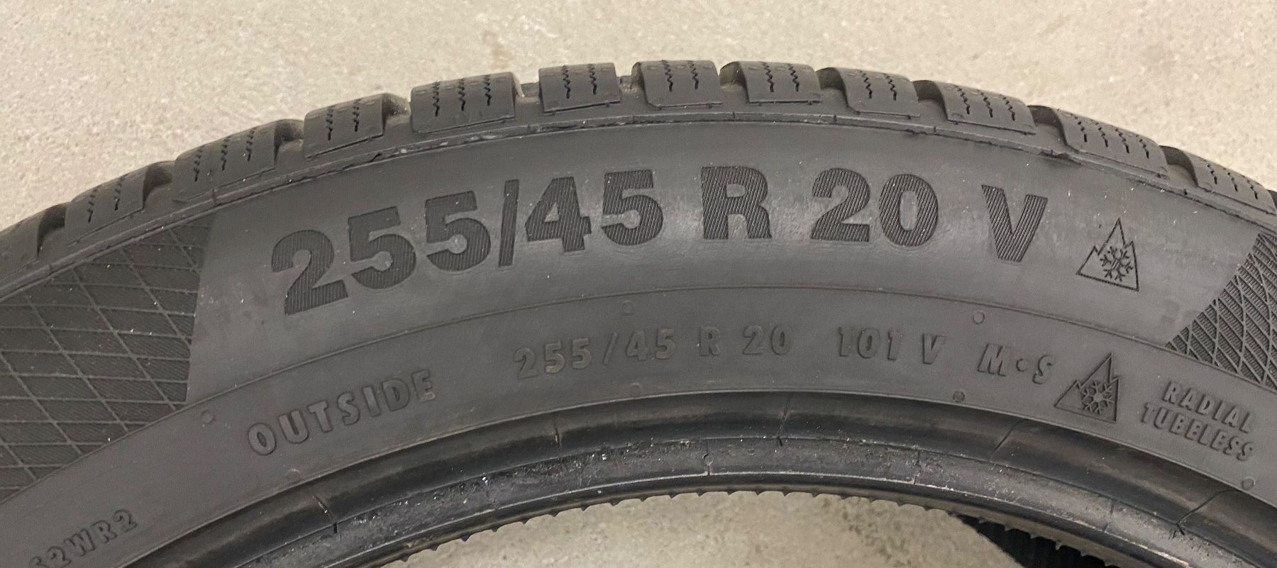 Continental Pneumatici & Ruote complete: 255/45R20 Continental Winterreifen – Usato da Baar venduto da fba_f78w 4