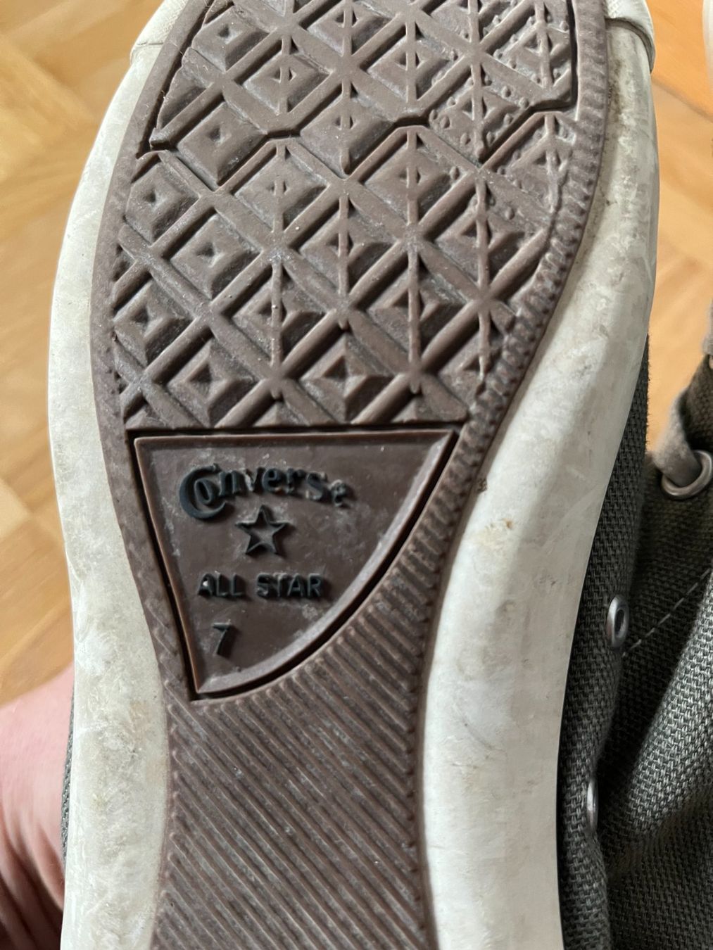 Converse Scarpe da donna: Converse All Star Grösse 7 (37.5) – Usato da Bern venduto da Collins2 5