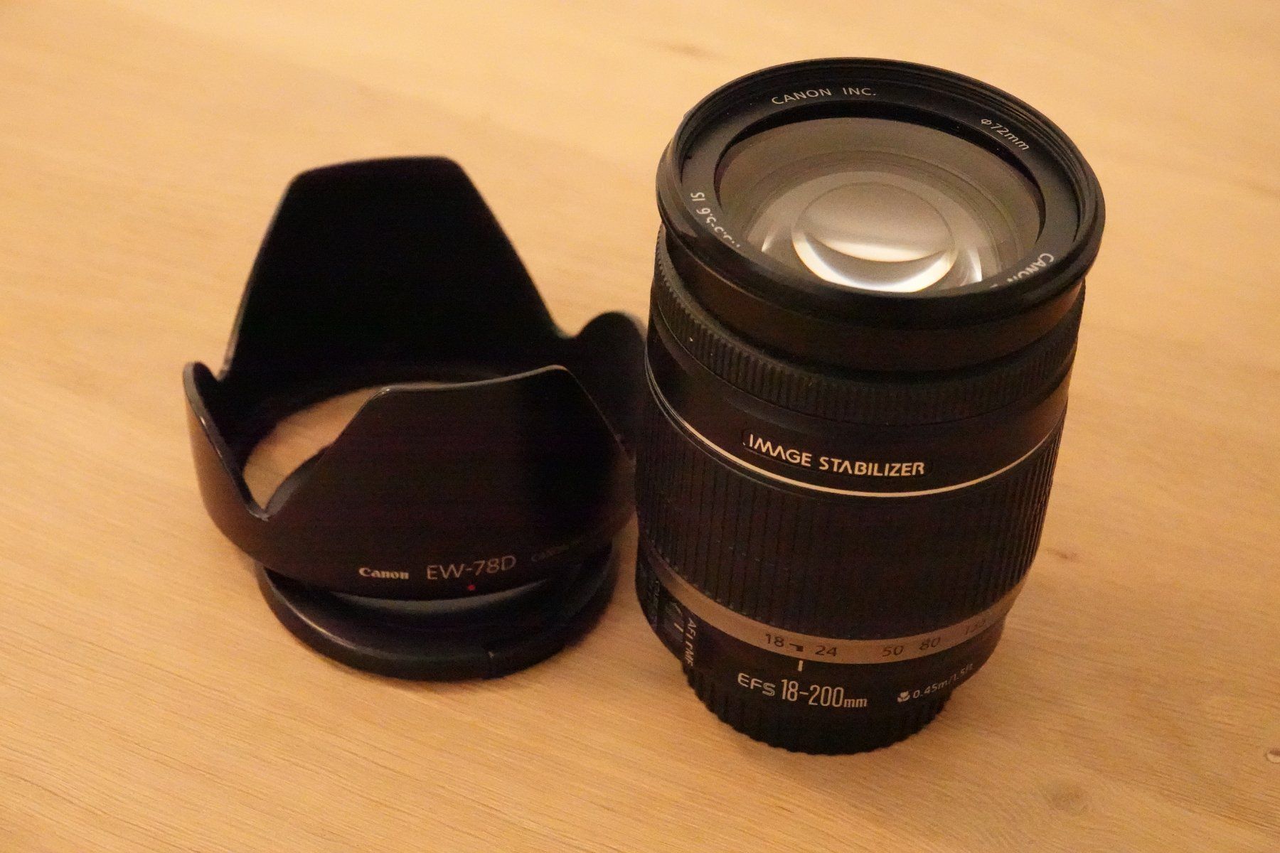 Canon Fotocamera: Canon EOS 60D mit EFS 18 - 200mm macro – Usato da Müntschemier venduto da Bluebonnet 3