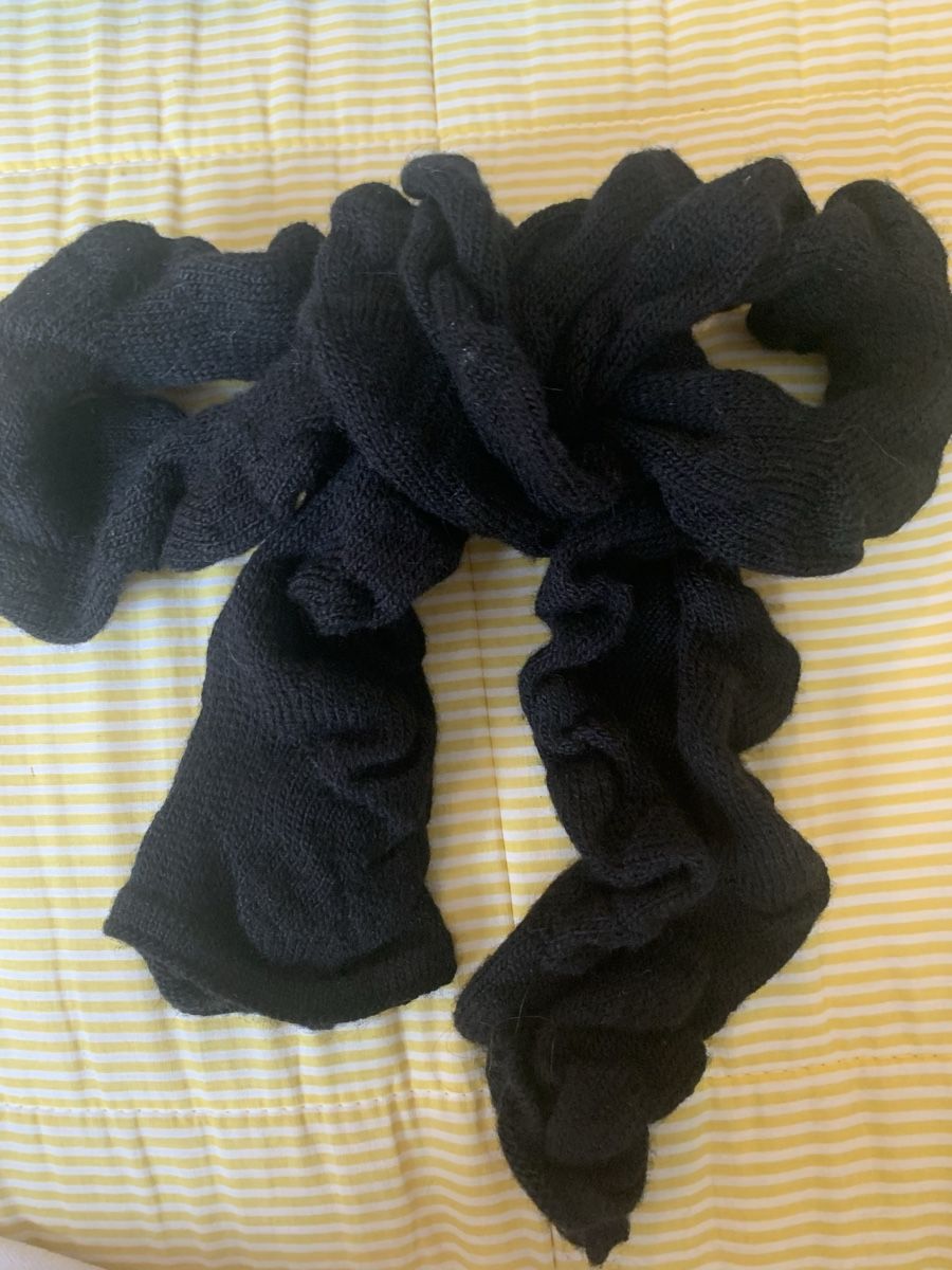 Foulard & Sciarpe: Sciarpa Furla nera, lana e mohair – Usato da Lugano venduto da Edera49 3