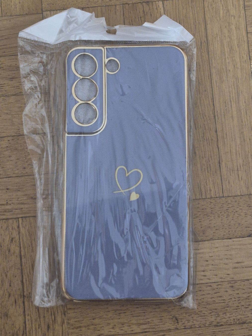 Samsung Cover & Protezioni schermo: cover Samsung s22 – Nuovo e nell'imballaggio originale da Giornico venduto da Vale_leo86