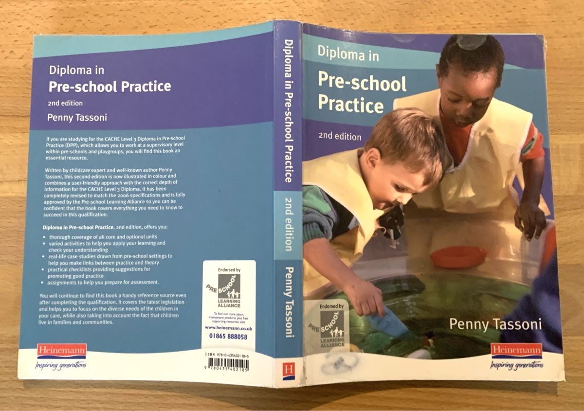 Bücher: EYFS Students & Early Years Practitioners, 5x books – Gebraucht aus Lufingen von lotzstef 2