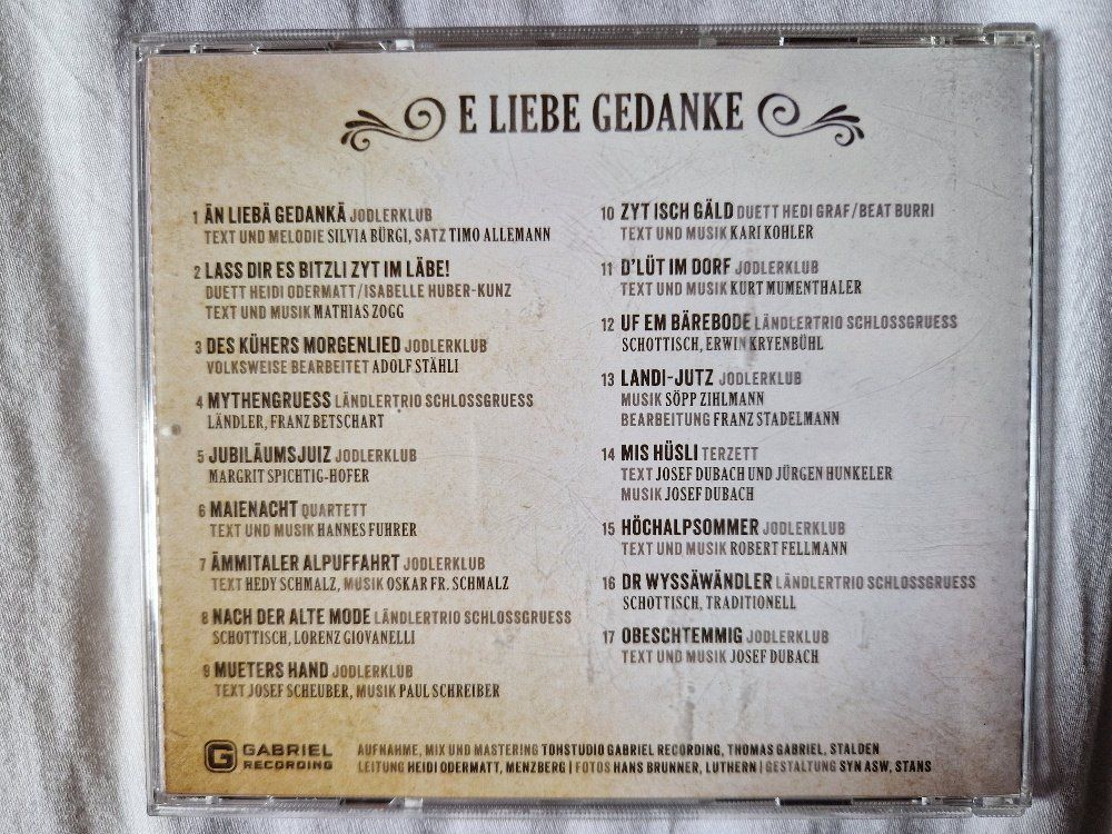 CD: Jodlerklub Echo vom Napf Luthern: E liebe Gedanke Vergriffen – Usato da Brittnau venduto da Zibu 1